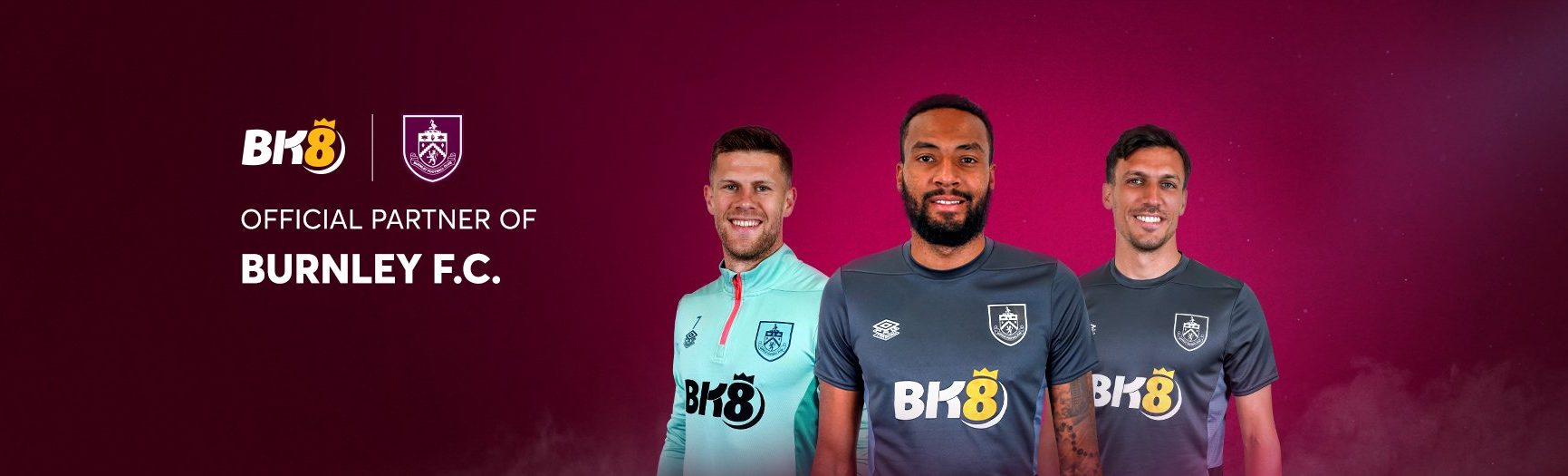 Biểu ngữ quảng cáo của Mega Ace 1 - Đối tác chính thức của Burnley FC